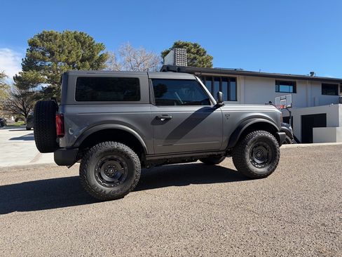 Used 2025 Ford Bronco 2-Door w/ Sasquatch Package image 1