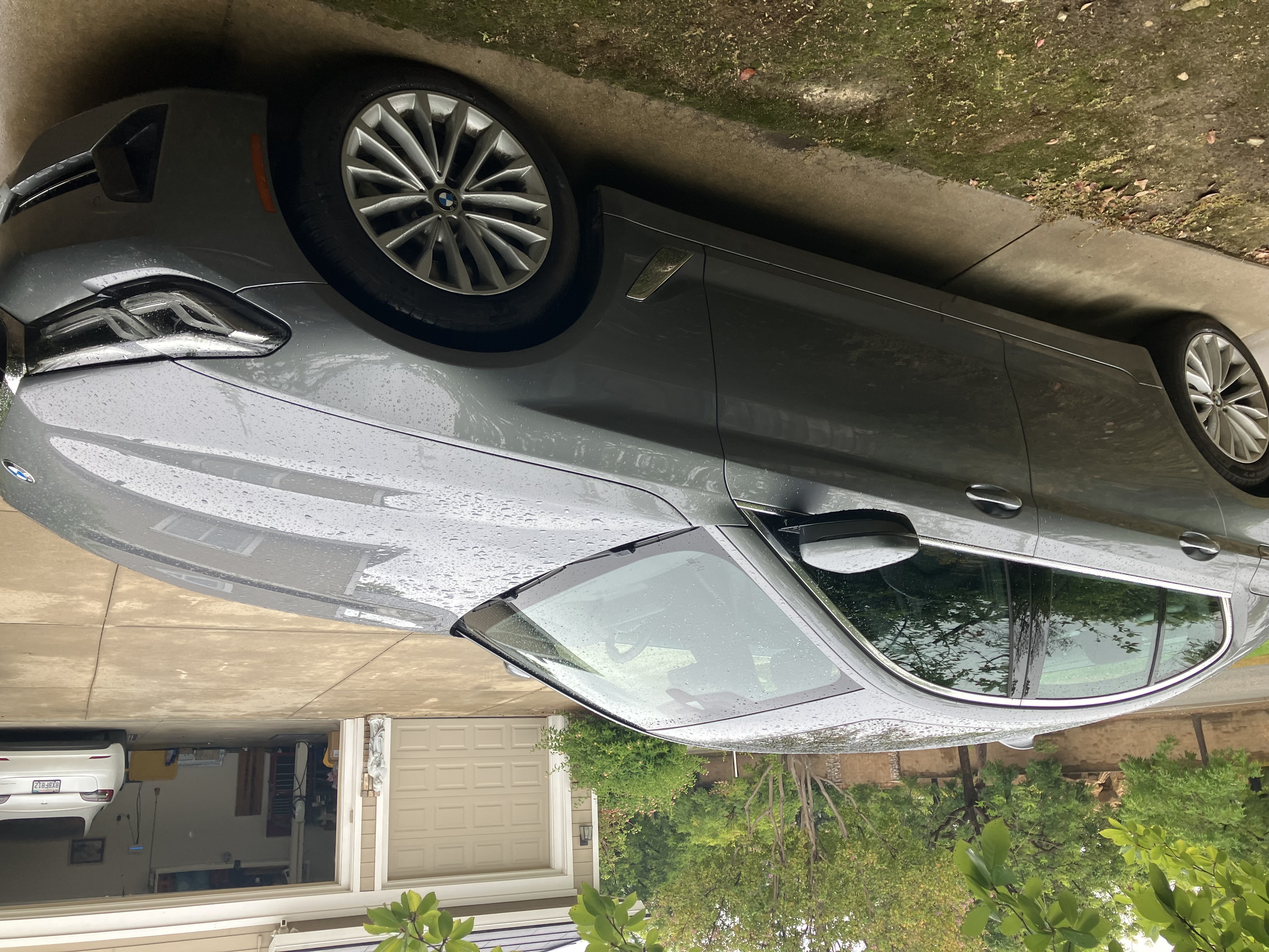 Used 2023 BMW 530i xDrive AWD/4WD image 2