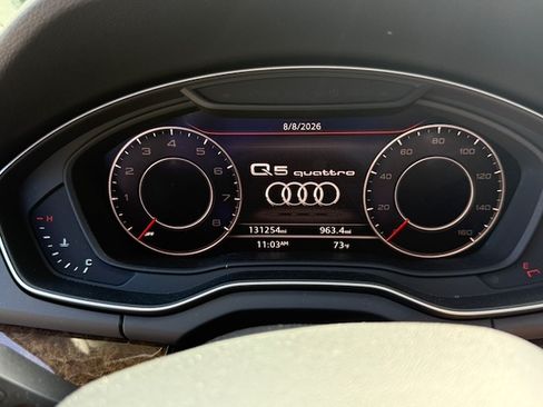 Used 2018 Audi Q5 Prestige AWD/4WD image 11