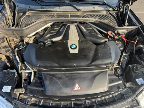 Used 2014 BMW X5 xDrive50i image 16