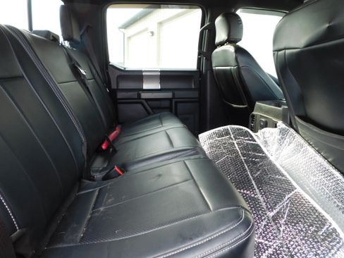 Used 2016 Ford F150 XLT w/ Equipment Group 302A Luxury image 7