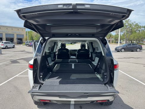 Used 2023 Rivian R1S Launch Edition AWD/4WD image 15