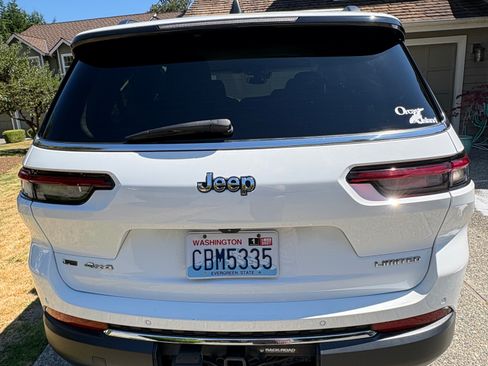 Used 2021 Jeep Grand Cherokee L Limited w/ Trailer Tow Group (B) AWD/4WD image 5