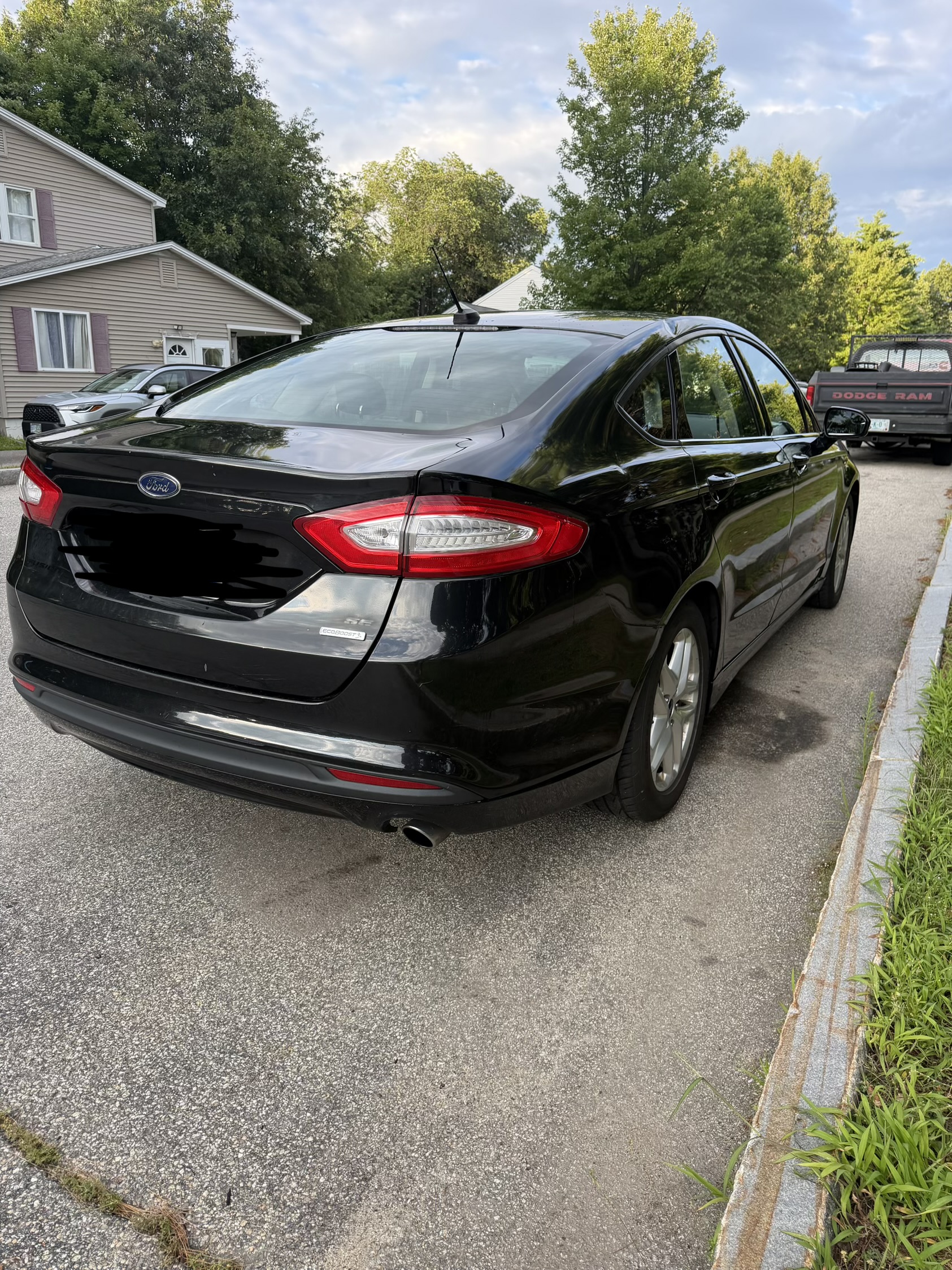 Used 2013 Ford Fusion SE FWD image 4