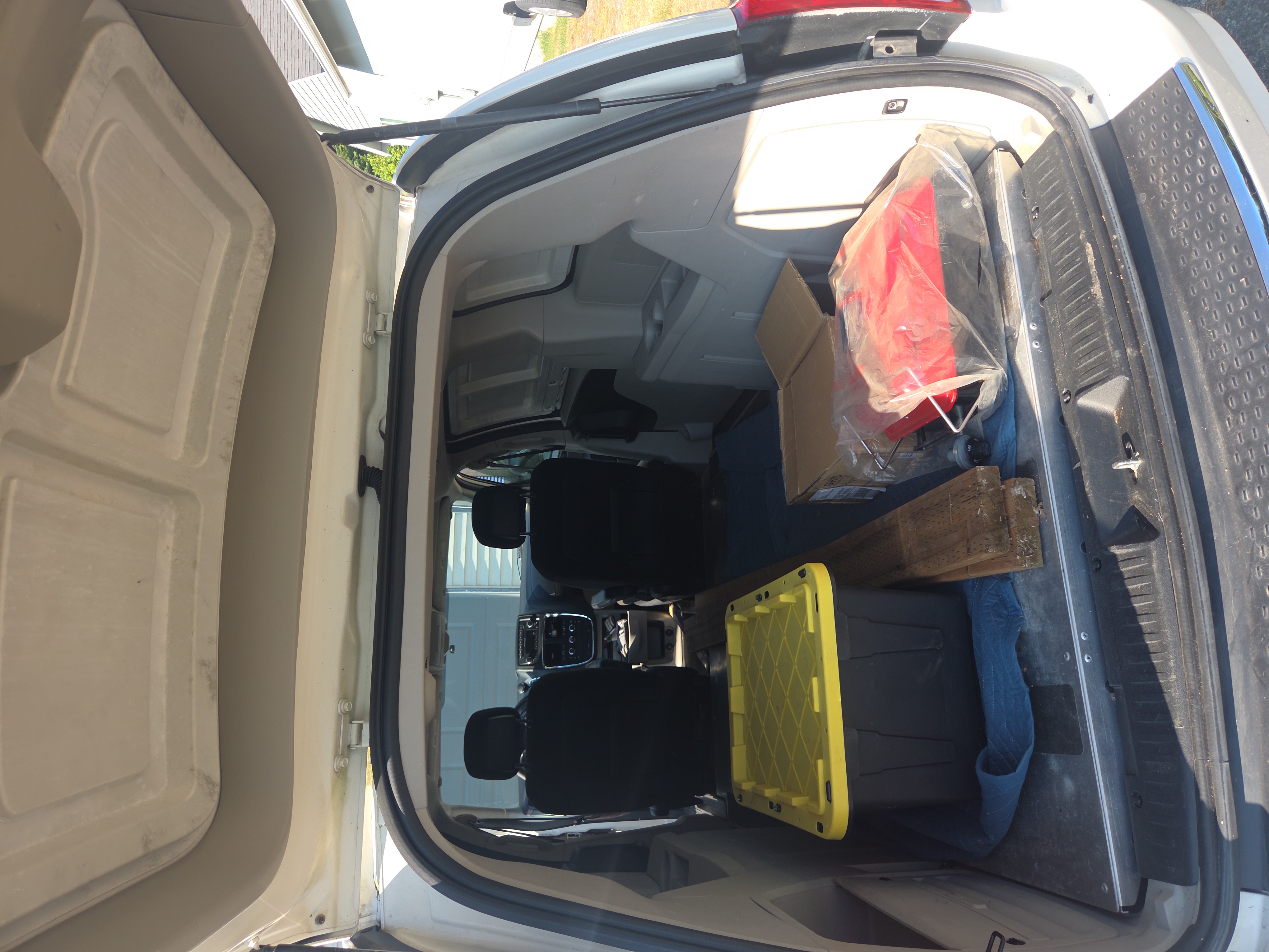Used 2013 RAM C/V Tradesman FWD image 9