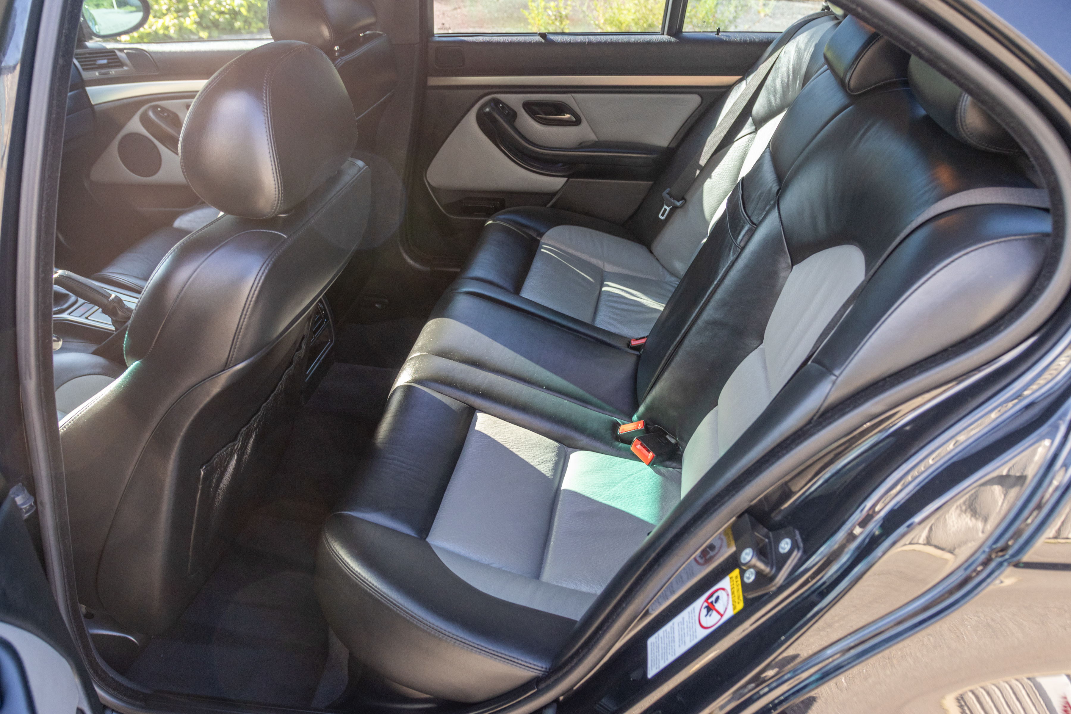 Used 2001 BMW M5 RWD image 21