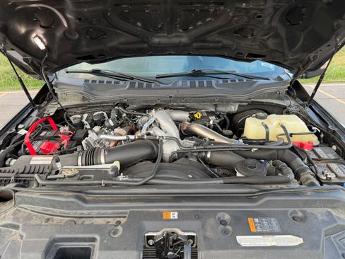 Used 2021 Ford F250 Lariat AWD/4WD image 18