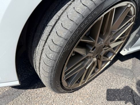 Used 2016 Volkswagen Golf R 4-Door AWD/4WD image 24