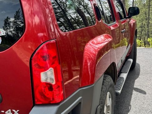 Used 2012 Nissan Xterra PRO-4X w/ Pro-4x Leather Pkg AWD/4WD image 6