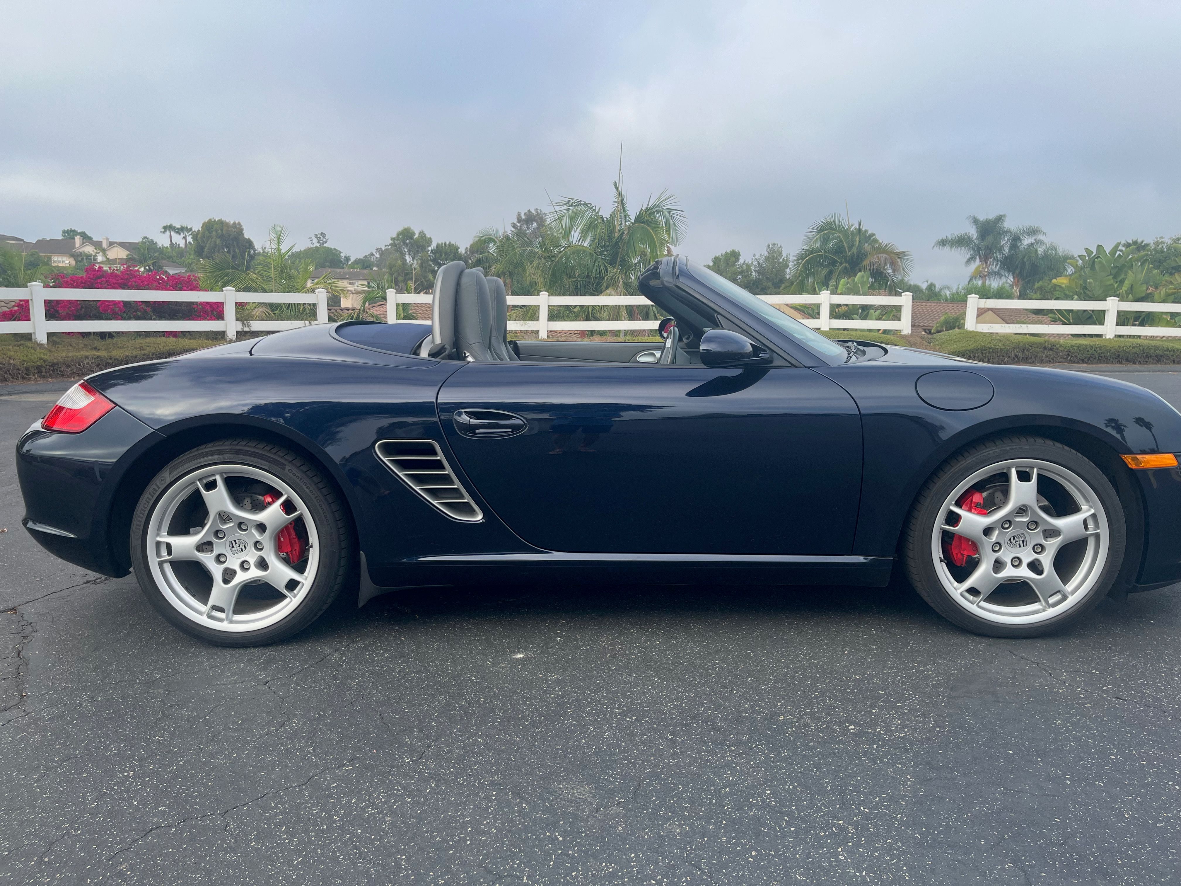 Used 2005 Porsche Boxster S RWD image 8