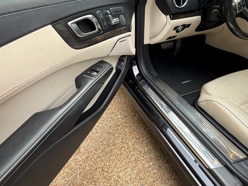 Used 2015 Mercedes-Benz SL 400 image 12