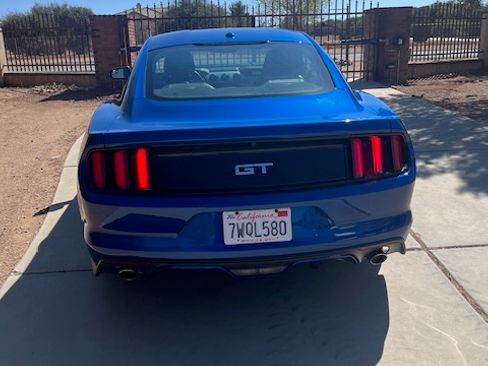 Used 2017 Ford Mustang GT Premium image 4