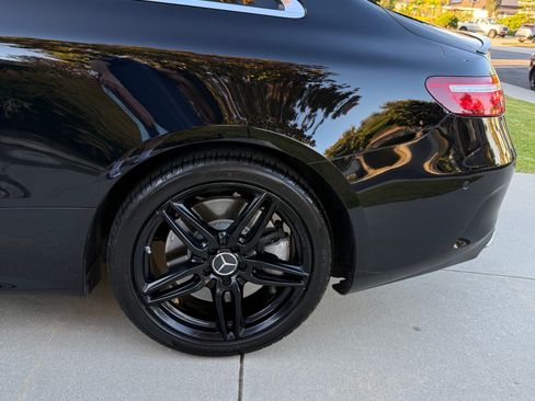 Used 2018 Mercedes-Benz E 400 Coupe image 10