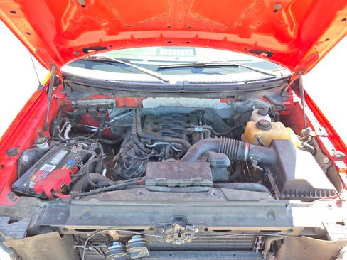 Used 2011 Ford F150 XLT w/ XLT Chrome Pkg AWD/4WD image 23