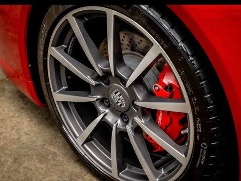 Used 2014 Porsche 911 Carrera S RWD image 8