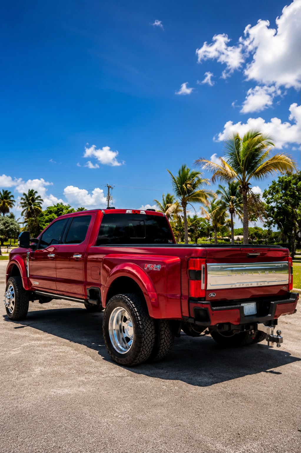 Used 2024 Ford F450 Limited w/ FX4 Off-Road Package AWD/4WD image 9