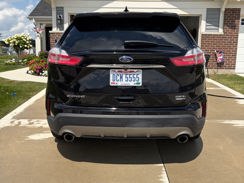 Used 2020 Ford Edge SEL w/ Convenience Package AWD/4WD image 4