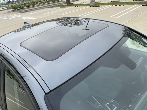 Used 2015 BMW 320i 320i Sedan 4D image 5