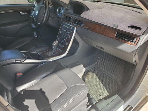 Used 2013 Volvo S80 3.2 w/ Climate Pkg FWD image 6