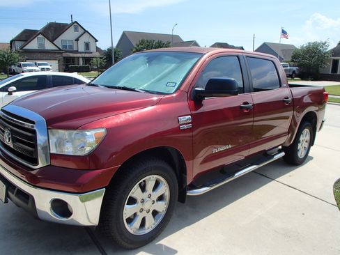Used 2010 Toyota Tundra SR5 RWD image 4