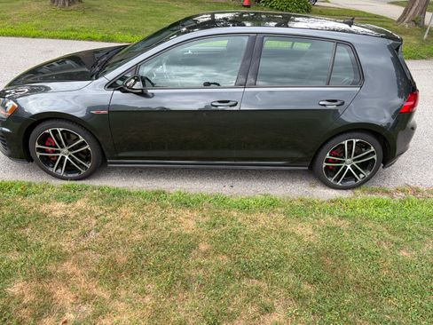 Used 2017 Volkswagen GTI S FWD image 2