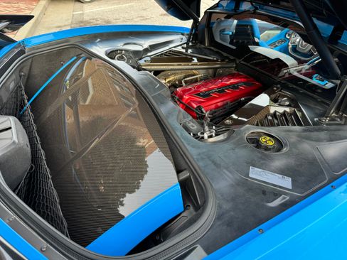 Used 2021 Chevrolet Corvette Stingray Premium Cpe w/ Z51 Performance Package RWD image 9