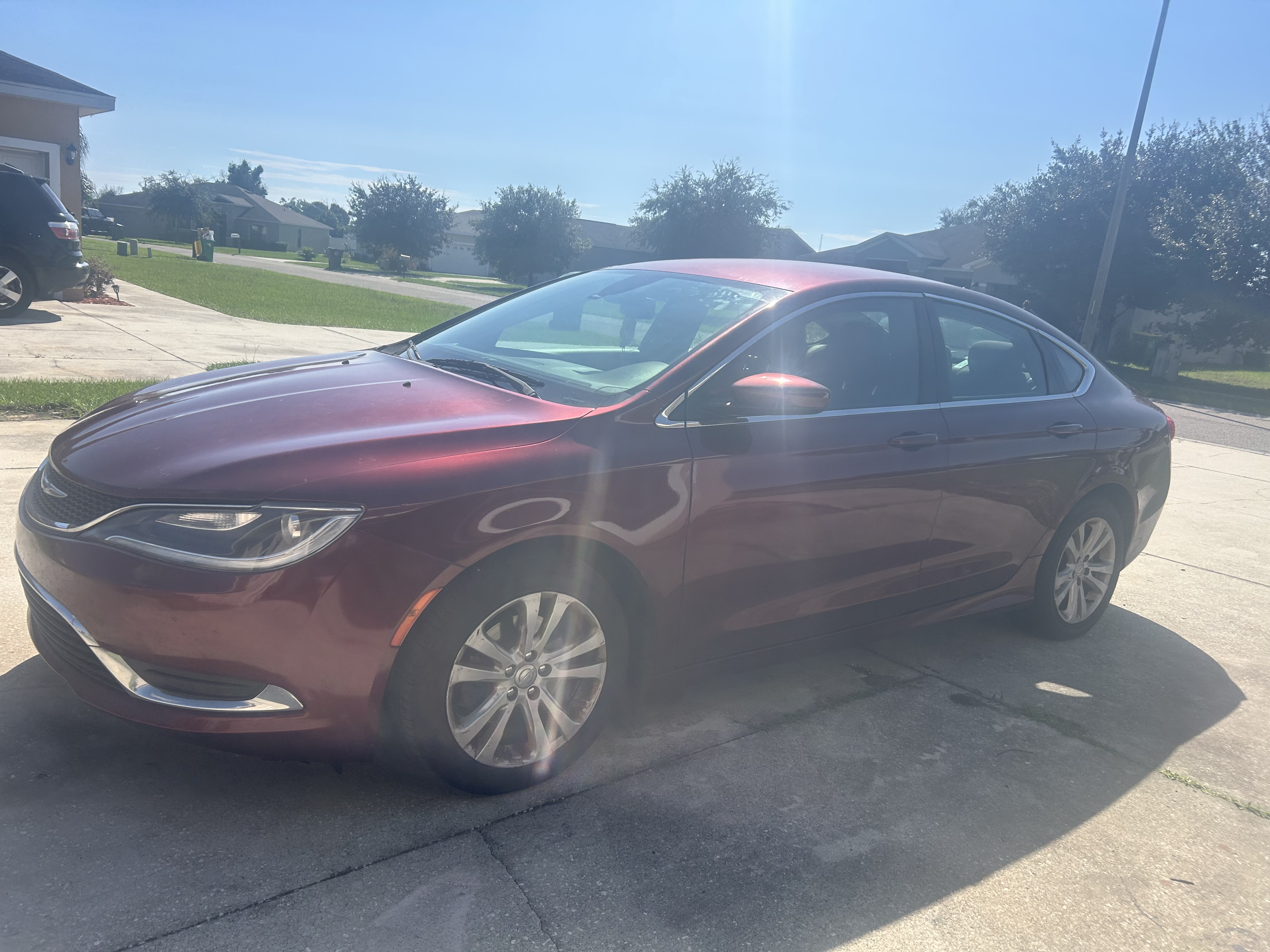 Used 2015 Chrysler 200 Limited FWD image 4