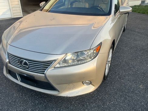 Used 2013 Lexus ES 350 w/ Luxury Pkg image 9