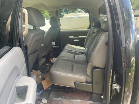 Used 2013 Chevrolet Silverado 1500 W/T AWD/4WD image 6