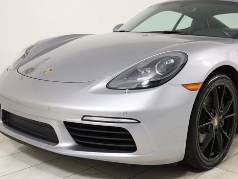Used 2018 Porsche 718 Cayman image 27