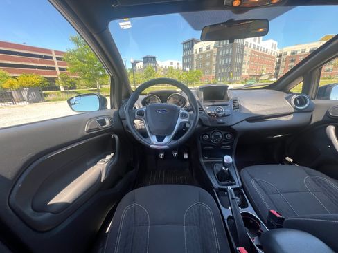 Used 2018 Ford Fiesta ST FWD image 19