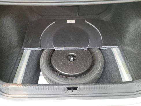 Used 2015 Chrysler 200 Limited image 14