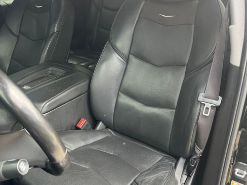 Used 2016 Cadillac Escalade ESV Luxury image 17