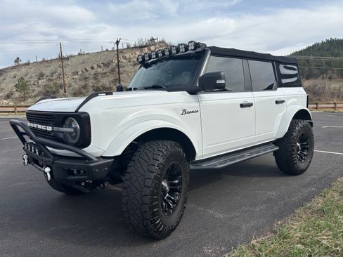 Used 2021 Ford Bronco Badlands AWD/4WD image 8
