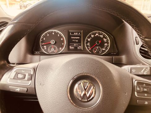 Used 2016 Volkswagen Tiguan SE FWD image 8