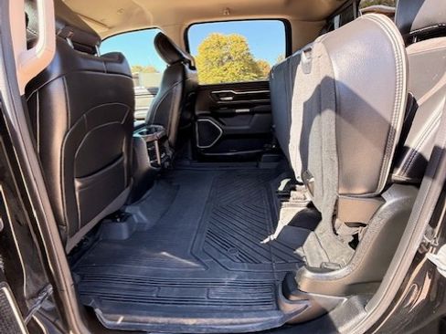 Used 2020 RAM 1500 Laramie image 16
