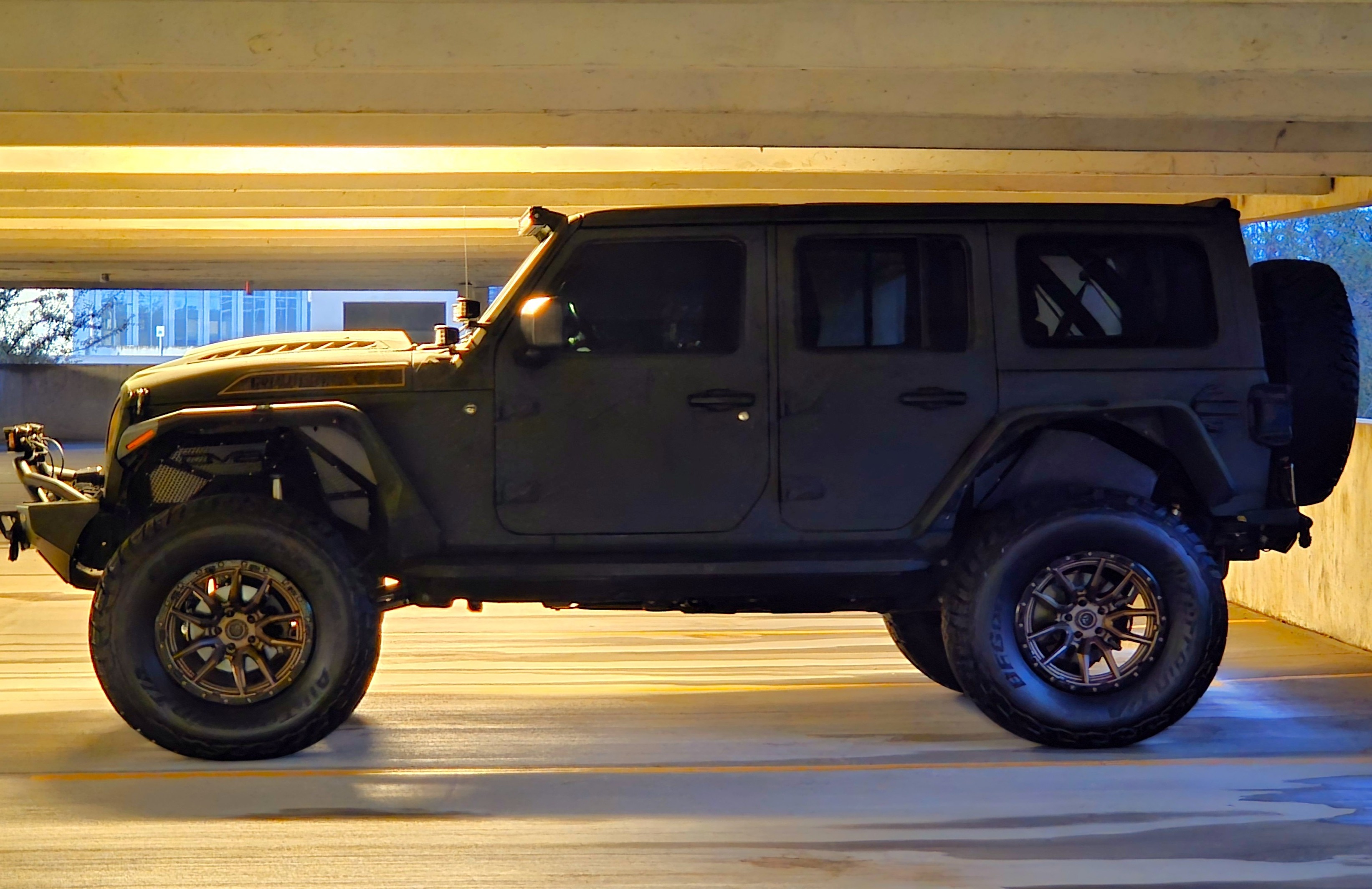Used 2021 Jeep Wrangler Unlimited Rubicon AWD/4WD image 10