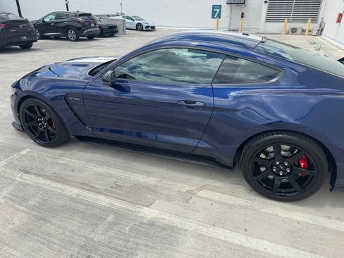 Used 2018 Ford Mustang Shelby GT350R w/ GT350R Equipment Group 920A image 12