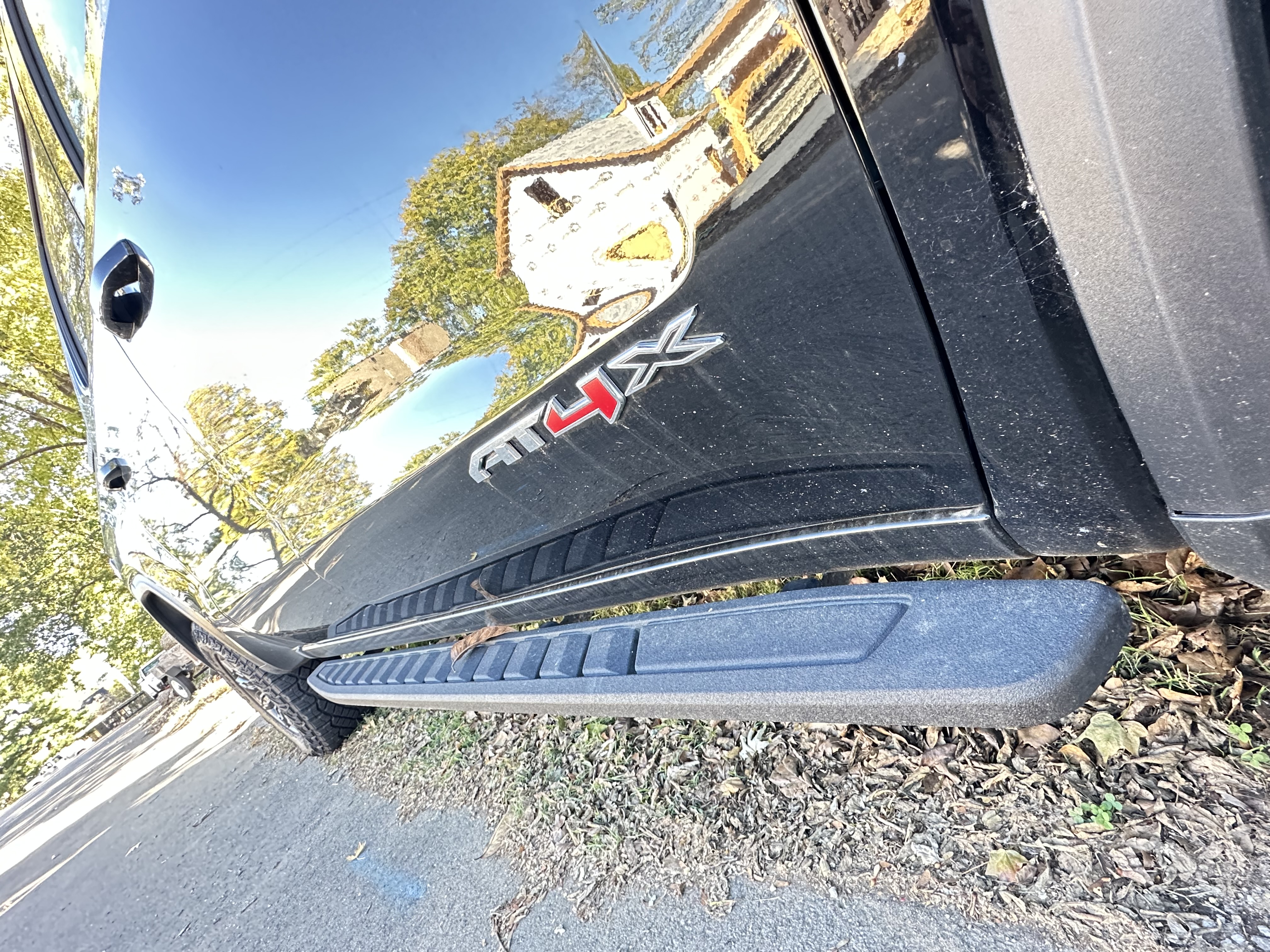 Used 2024 GMC Sierra 1500 AT4X AWD/4WD image 21