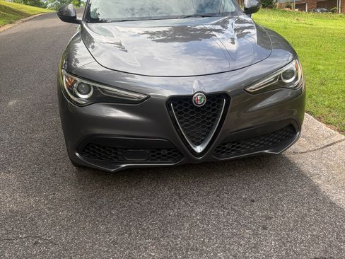Used 2018 Alfa Romeo Stelvio Ti AWD/4WD image 6