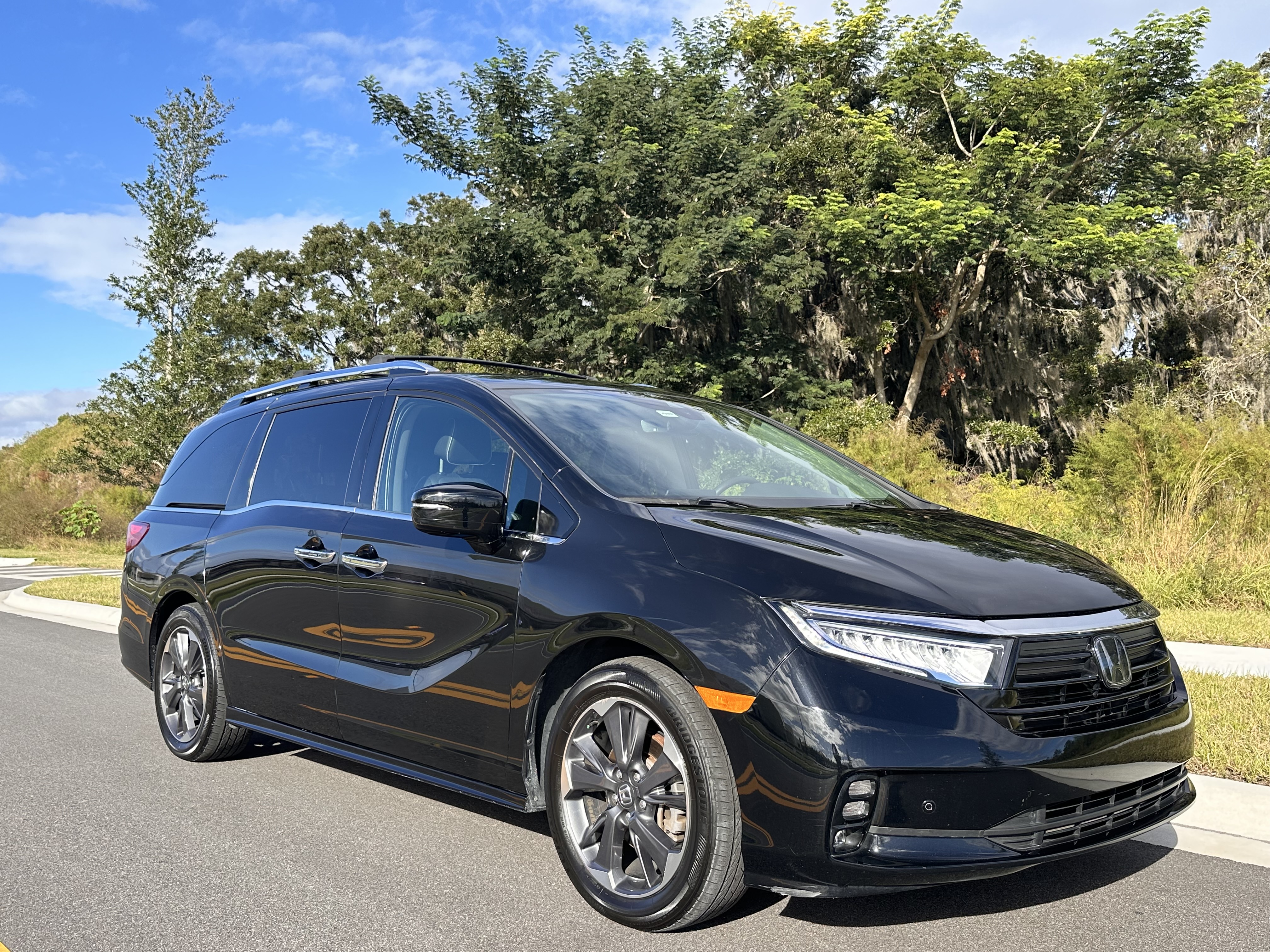 Used 2022 Honda Odyssey Elite image 8