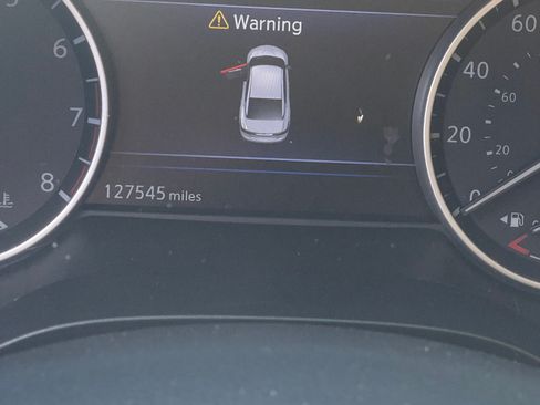 Used 2016 Nissan Maxima 3.5 SV FWD image 9