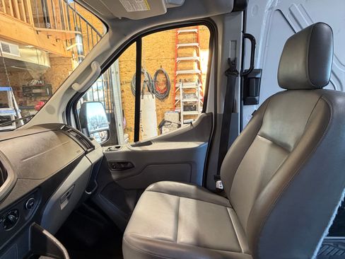 Used 2018 Ford Transit 150 148 Medium Roof image 17