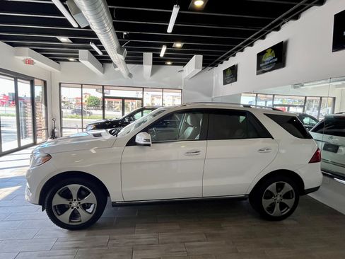 Used 2016 Mercedes-Benz GLE 350 w/ Premium Package image 6