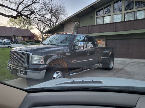 Used 2007 Ford F350 Lariat image 29