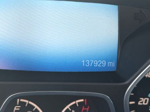 Used 2014 Ford Escape SE w/ Equipment Group 201A image 4