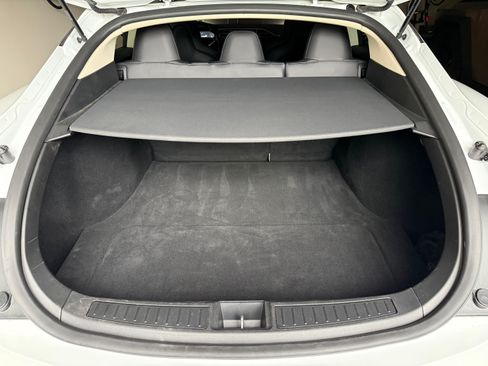 Used 2015 Tesla Model S 85D image 11