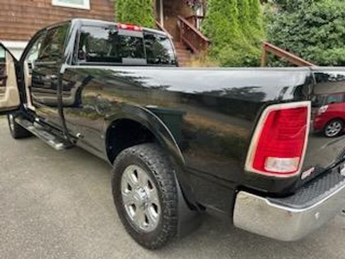 Used 2016 RAM 3500 Laramie image 9