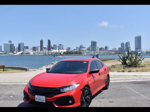 Used 2017 Honda Civic EX image 4