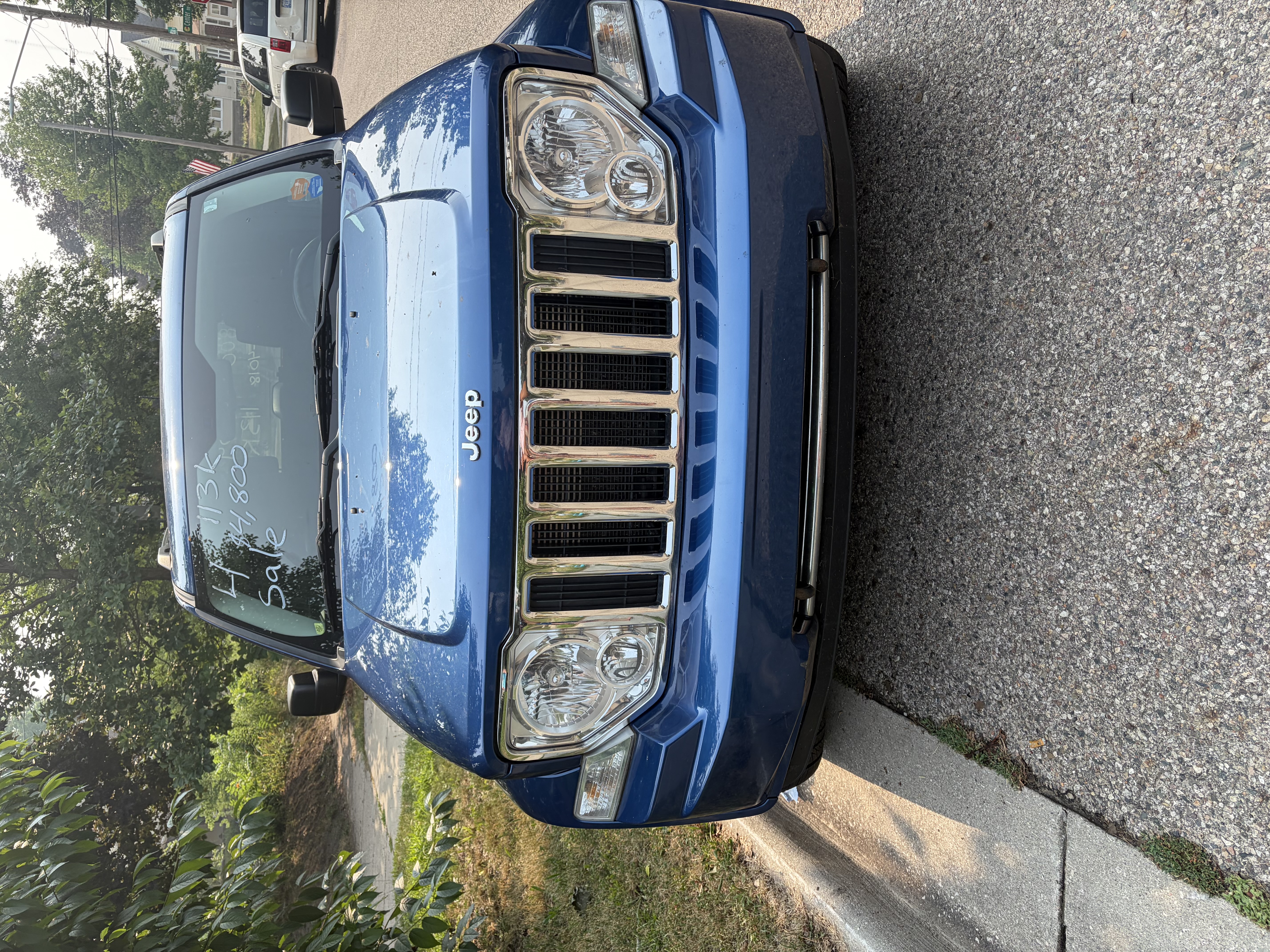 Used 2009 Jeep Liberty Limited w/ Premium Group II AWD/4WD image 14